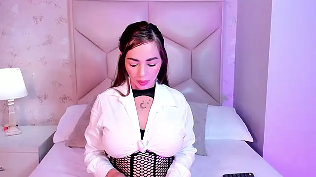 ambar sullivan online show from November 2025 11:34:02 AM