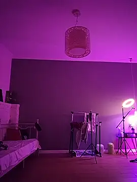 Yammy Yumi online show from April 2026 08:36:01 PM