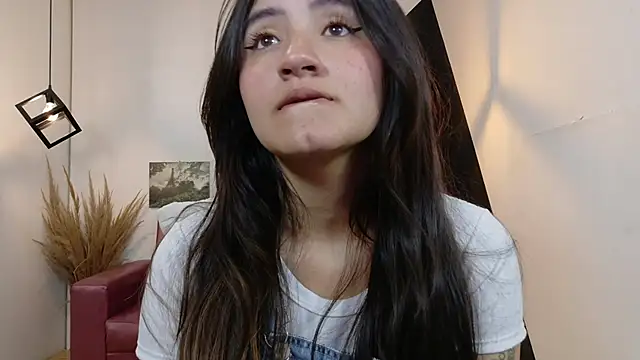 Snapshot of Perla_Campbell chatting on November 2025 03:04:01 PM Perla Campbell online show from November 2025 03:04:01 PM