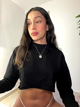 Snapshot of SelenaStone chatting on September 2025 09:48:02 PM SelenaStone online show from September 2025 09:48:02 PM