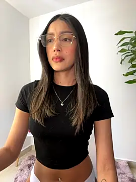 Snapshot of SelenaStone chatting on September 2025 07:13:01 PM SelenaStone online show from September 2025 07:13:01 PM