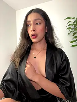 Snapshot of SelenaStone chatting on September 2025 09:49:01 PM SelenaStone online show from September 2025 09:49:01 PM