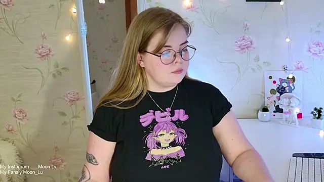 sinnamon  online show from December 2025 12:36:02 PM