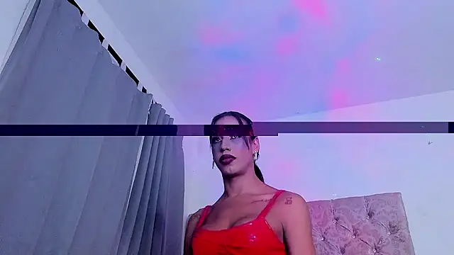 Snapshot of KatalinaMillan chatting on January 2026 04:05:02 AM KatalinaMillan online show from January 2026 04:05:02 AM