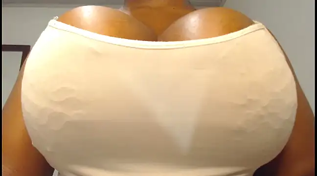 biggracie online show from February 2025 12:02:02 PM