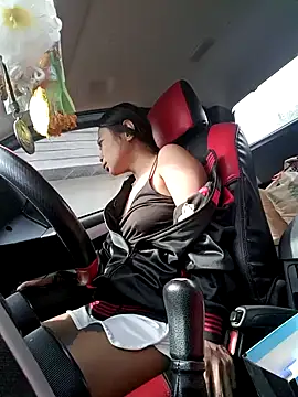 Snapshot of KinkyKit_May chatting on December 2024 05:51:01 AM KinkyKit May online show from December 2024 05:51:01 AM