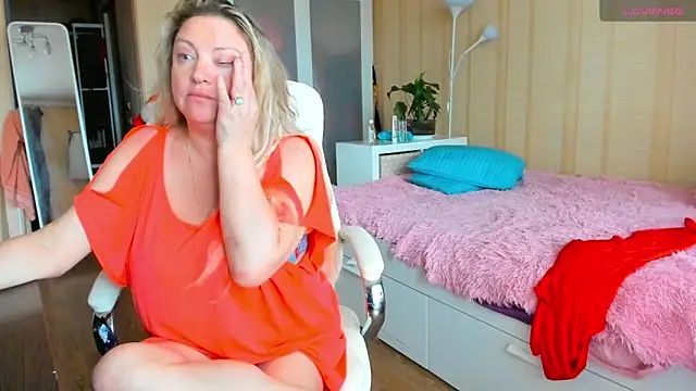 PamHardFuck online show from June 2026 04:42:01 PM