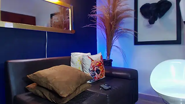 Markboyl online show from October 2025 07:43:01 PM