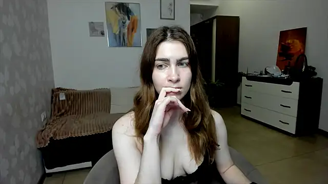 Snapshot of KaraWill chatting on June 2026 07:05:02 PM KaraWill online show from June 2026 07:05:02 PM