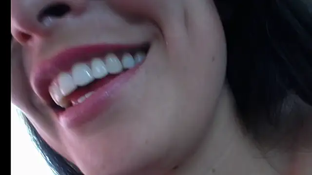 Alexandrasaenz online show from December 2025 08:18:02 PM