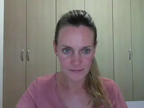 Annylove1 online show from February 2025 10:42:02 PM