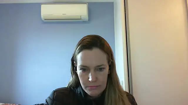 Annylove1 online show from September 2025 10:48:02 AM