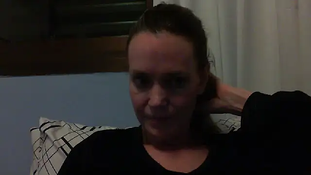 Annylove1 online show from October 2025 12:29:05 AM