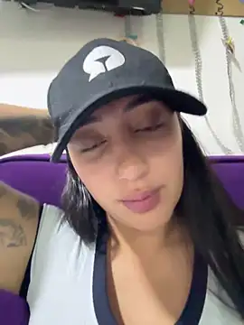 Hannahoff online show from March 2025 11:03:02 PM