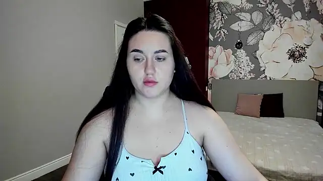 Roxie Bradley online show from February 2026 06:40:01 AM