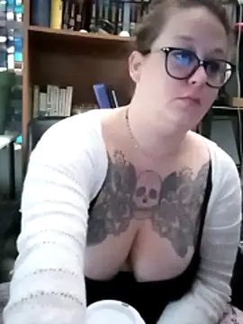 edgexchaos online show from November 2025 01:51:01 PM