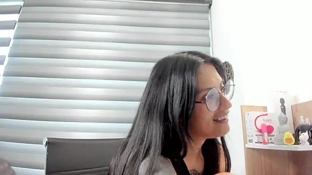 Snapshot of nia__white chatting on March 2025 08:16:01 PM nia white online show from March 2025 08:16:01 PM