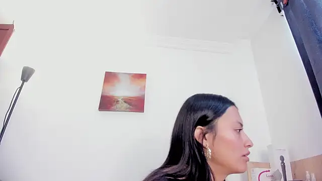 Snapshot of nia__white chatting on September 2025 04:07:02 PM nia white online show from September 2025 04:07:02 PM