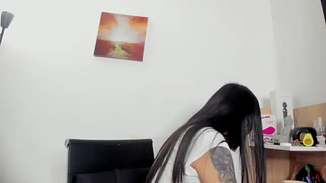 Snapshot of nia__white chatting on June 2026 02:27:01 AM nia white online show from June 2026 02:27:01 AM