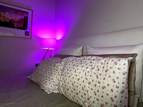  sloane online show from December 2025 03:23:01 AM