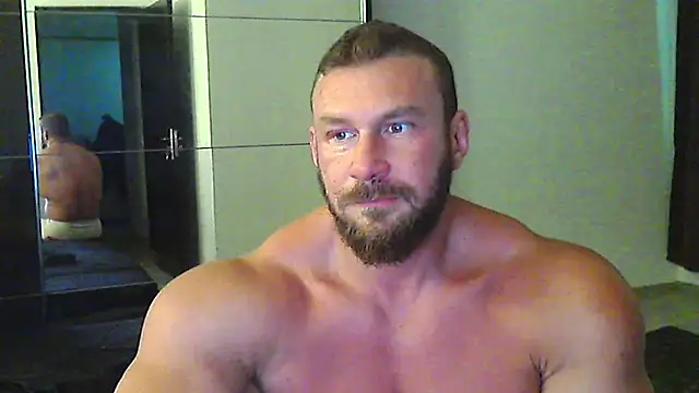 muscularkevin online show from June 2026 02:19:02 PM