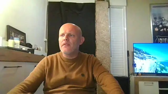 davigochi77bcn online show from November 2025 07:02:02 PM