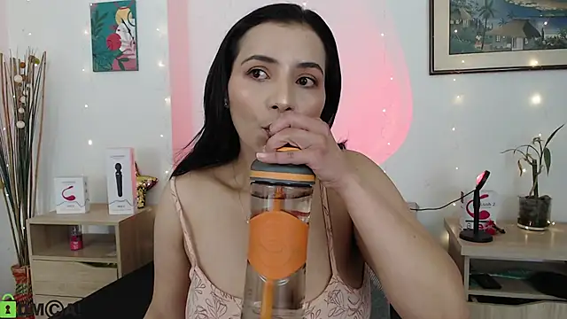 lairenbabe online show from November 2025 11:52:02 AM