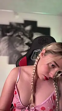 Irisweet  online show from February 2026 10:24:02 PM