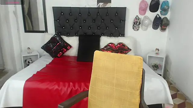 Sweetbigcatt online show from March 2025 09:49:01 AM