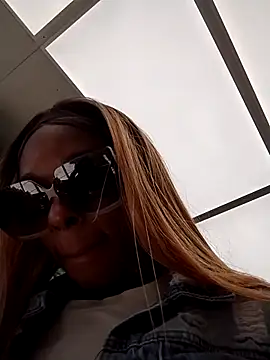 Jasmine FullsShine online show from February 2026 07:07:01 PM