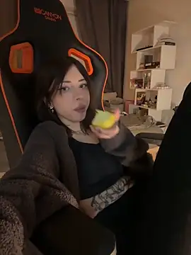 Bastet online show from December 2024 09:30:02 PM