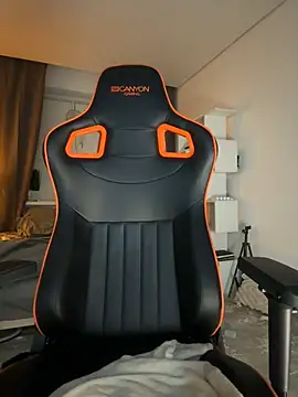 Bastet online show from December 2024 09:50:01 PM