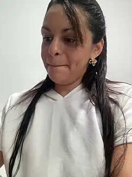 Snapshot of Kataliina chatting on March 2025 12:28:02 AM Kataliina online show from March 2025 12:28:02 AM