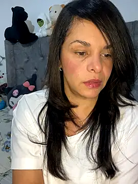 Snapshot of Kataliina chatting on November 2025 04:59:02 AM Kataliina online show from November 2025 04:59:02 AM