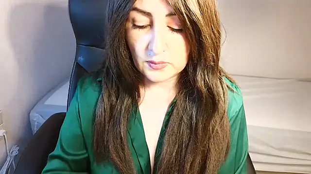 naughty sarahh online show from July 2026 06:01:02 PM