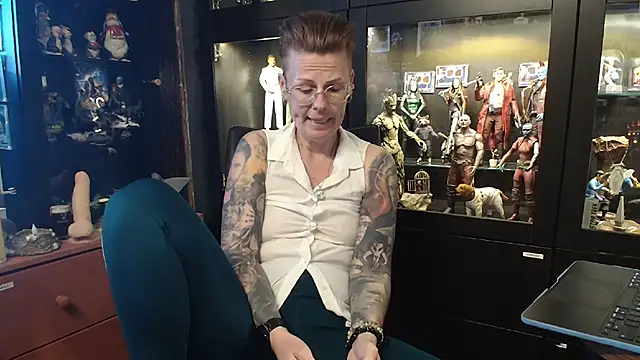 MaryG online show from March 2026 01:06:02 PM