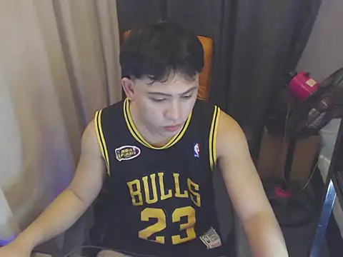 Snapshot of princeJayX chatting on June 2026 10:04:01 AM princeJayX online show from June 2026 10:04:01 AM