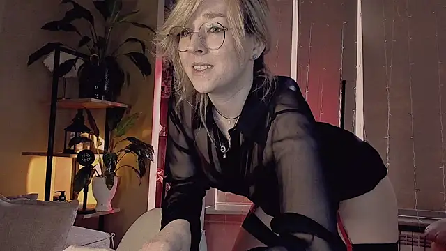 5 in one online show from February 2025 07:34:01 AM