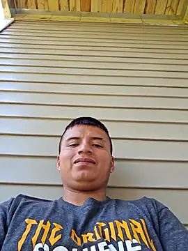 Diablo9804 online show from September 2025 04:31:02 PM