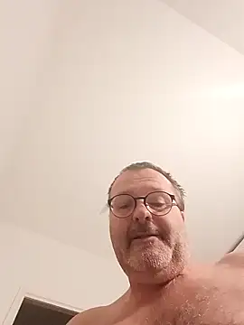 mike9473 online show from November 2025 06:57:01 AM