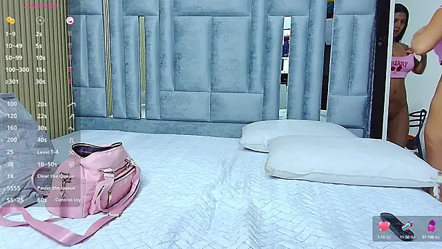 veronicaroose  online show from September 2025 12:50:02 PM