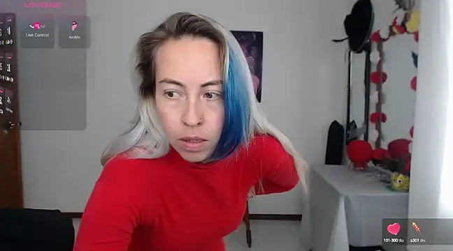 charlottezoe15 online show from March 2025 05:45:02 PM