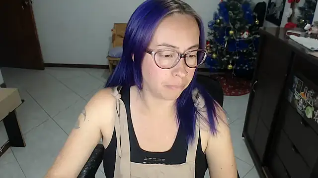 charlottezoe15 online show from November 2025 11:32:01 PM