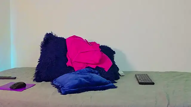 Susaan Miilf online show from March 2026 02:38:02 AM