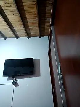 LunaZambrano online show from February 2026 01:41:02 PM