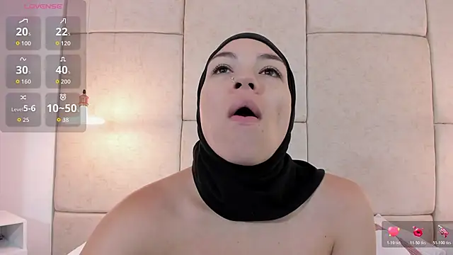 Snapshot of aisha_vs chatting on February 2026 12:20:01 PM aisha vs online show from February 2026 12:20:01 PM