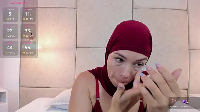 Snapshot of aisha_vs chatting on February 2026 12:32:02 PM aisha vs online show from February 2026 12:32:02 PM