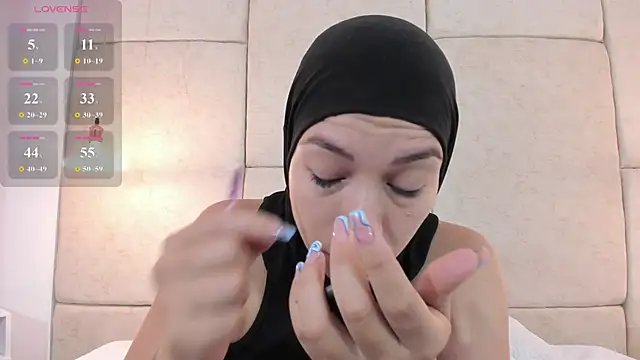 Snapshot of aisha_vs chatting on February 2026 12:12:01 PM aisha vs online show from February 2026 12:12:01 PM