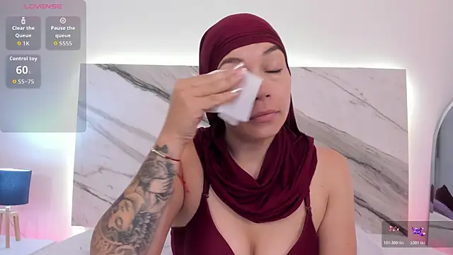 Snapshot of aisha_vs chatting on April 2026 12:31:01 PM aisha vs online show from April 2026 12:31:01 PM