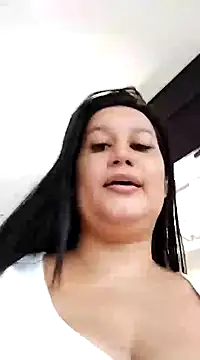 keilymadam online show from December 2024 04:32:02 PM